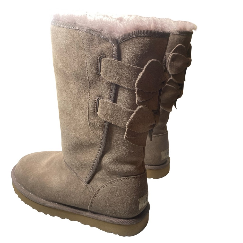 UGG ALLEGRA BOW II CHOCOLATE BOOTS
WOMEN'S size 7 - Picture 7 of 9